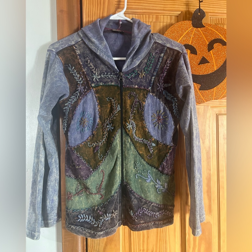 Colorful Embroidered Hoodie brand new shop therapy all handmade
